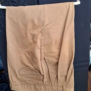 Turn bury mens dress pant size 36x32. Washable tan color.  Vintage